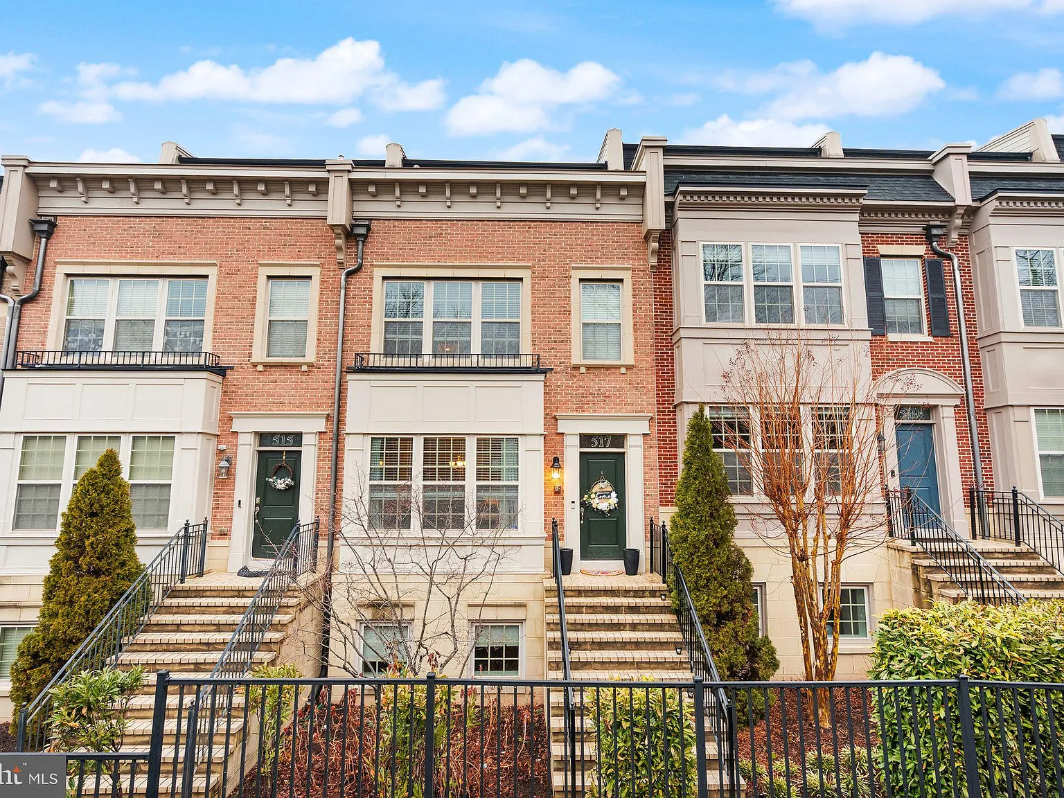 Potomac Overlook Condo — Photo 1