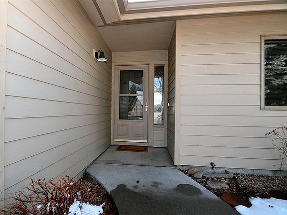 3rd image of 3830 Spruce Meadow Dr #10