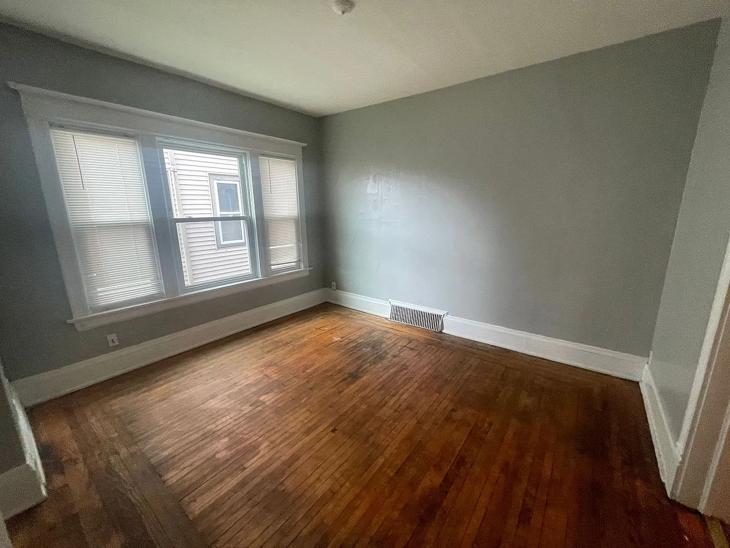 1228-1230 N 28th - 4 Unit — Photo 4