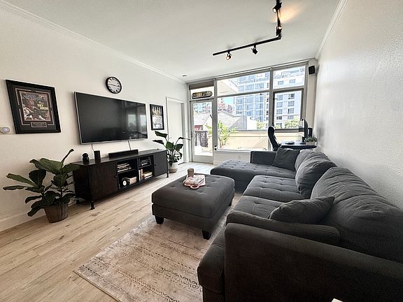 2nd image of 427 9th Ave Unit 208