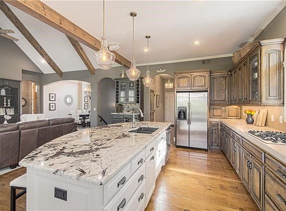 4th image of 13854 Aberdeen St