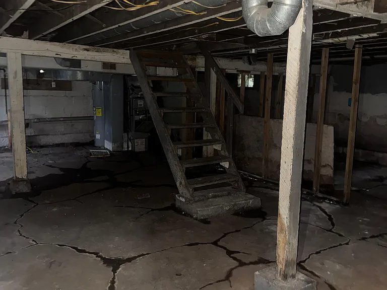 3738 Sylvan Pl — Photo 7