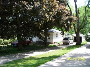 2321 Lancaster Heights Rd, Freeport, IL 61032