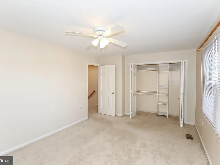 947 S Scott St — Photo 15
