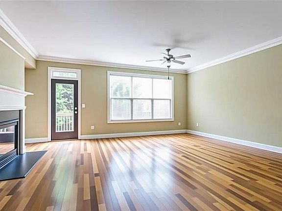 5th image of 1800 Morning Star Ln