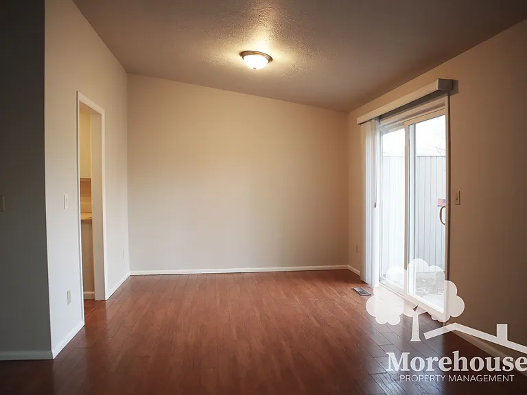 210 W Arrowrock Ln — Photo 16