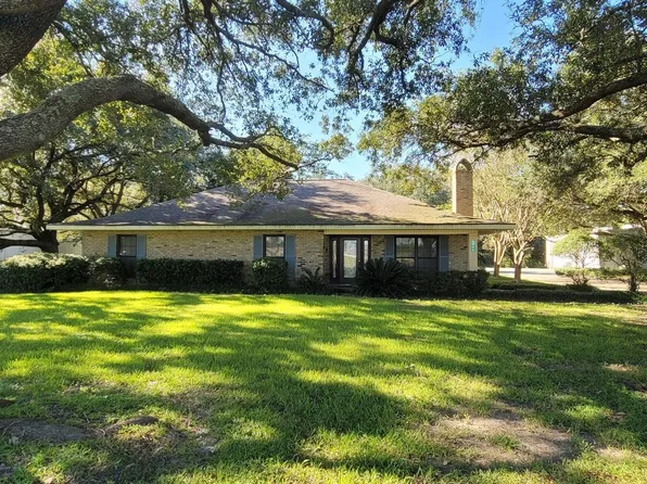 1246 Anse Broussard Hwy, Breaux Bridge, LA 70517