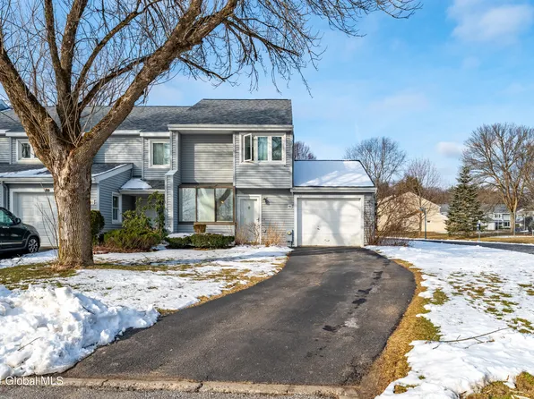 15 Derby Drive, Saratoga Springs, NY 12866