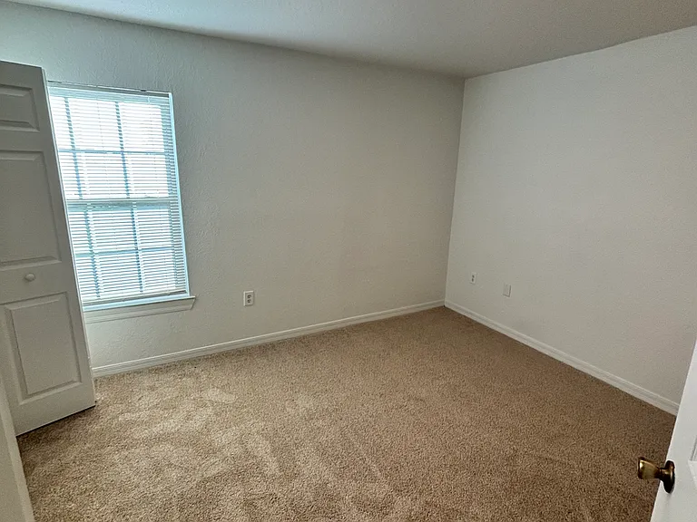 5447 Vineland Rd #1208 — Photo 5