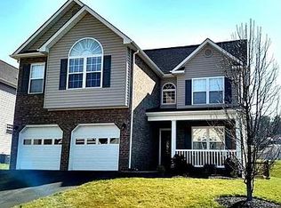 4311 Faircrest Ln, Roanoke, VA 24018