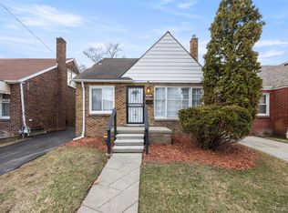 8871 Sussex St, Detroit, MI 48228