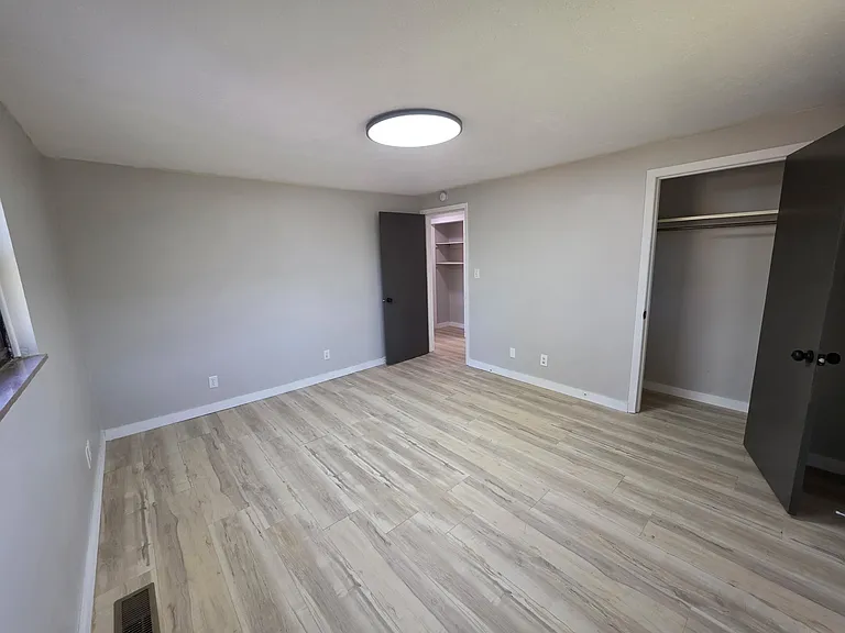 1281 Upper Middle Creek Rd — Photo 9