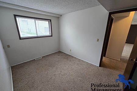 5th image of 1510 Yellowstone Ave APT 1