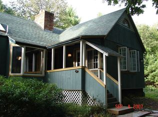 19 Sandy Ln, Glocester, RI 02814