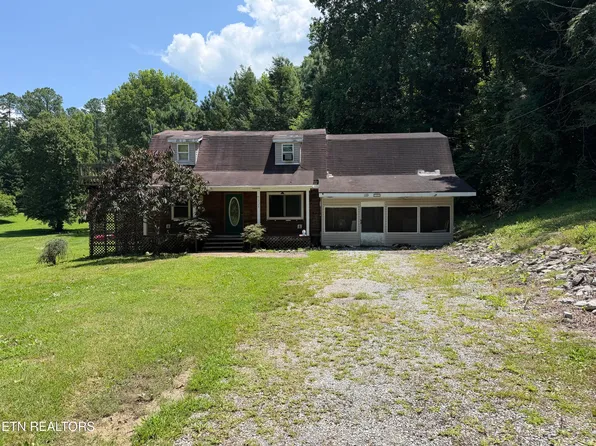 1828 Cardinal Way, Newport, TN 37821