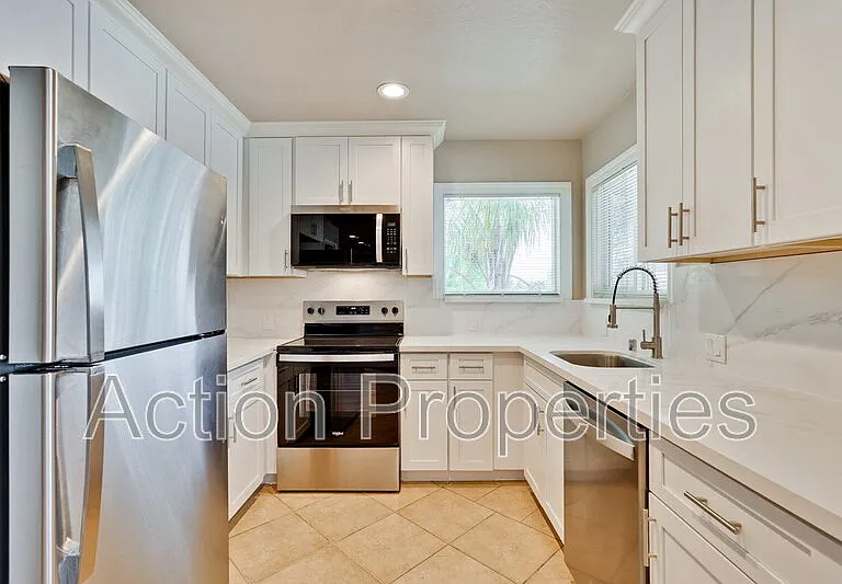 4545 Moorpark Ave #2 — Photo 7