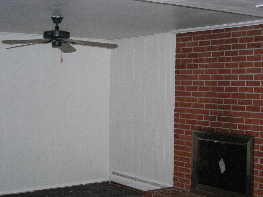 Building Photo - 4419 Kentmore Dr