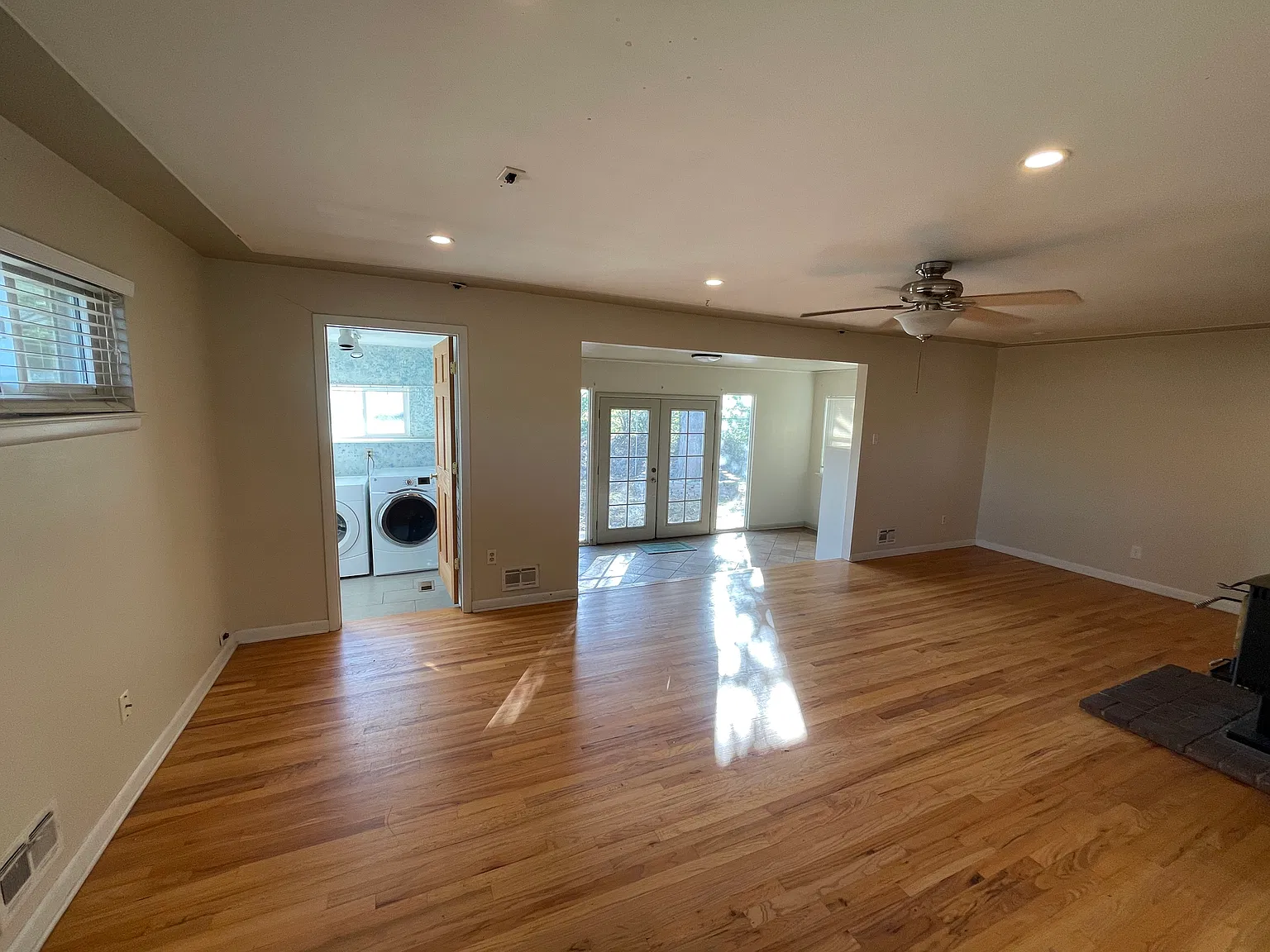 3 bed, 1458 sqft, $2,600 — Photo 3