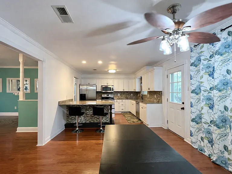 Dining room/Kitchen
