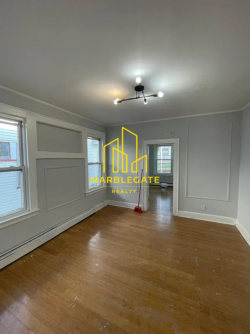 2 bed, 850 sqft, $1,850 — Photo 3