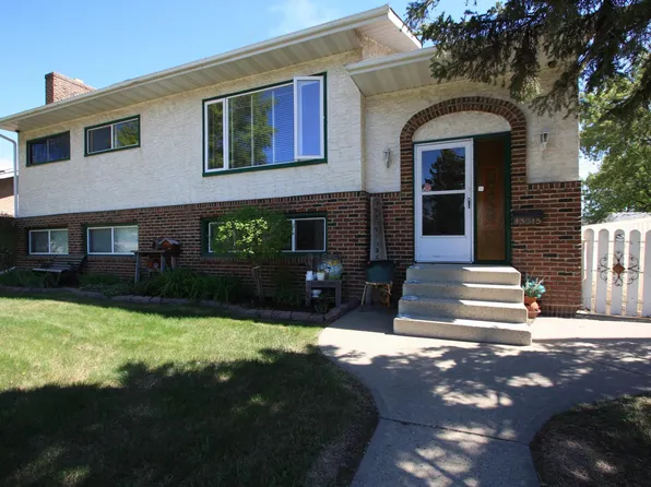 13315 136th St NW, Edmonton, AB T5L 1Z8