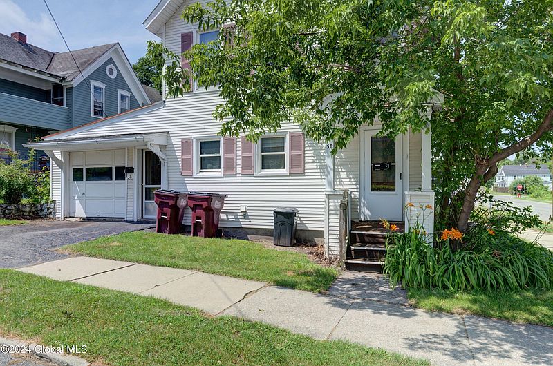 2nd image of 38 Grove Street