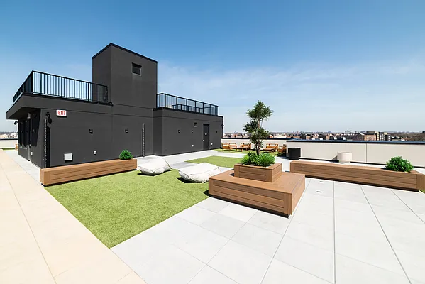 Rented by Key City Capital Inc | media 86