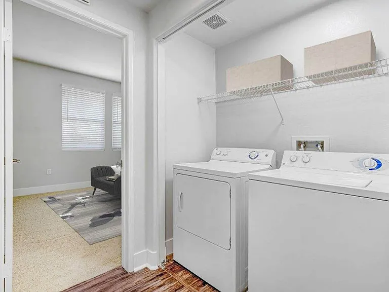 Canyon Crest — Photo 12