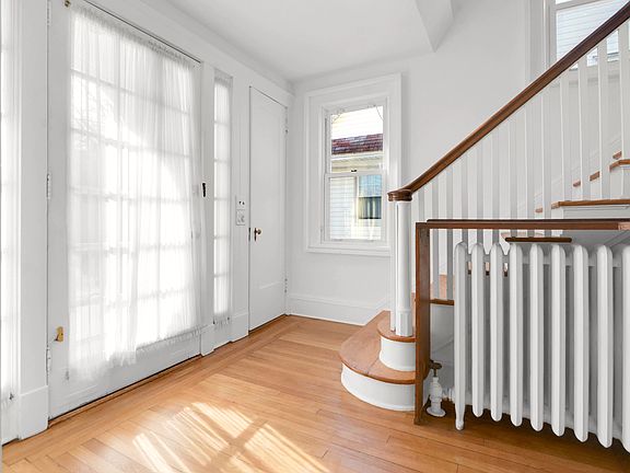 4th image of 106 81st Ave