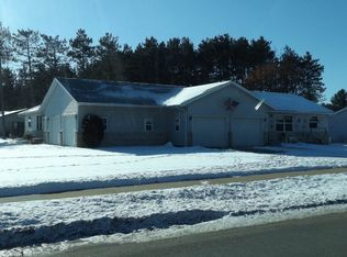 3121 Maple Dr, Plover, WI 54467