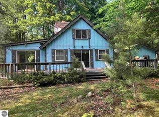 1810 W Rhoby Rd, Lake City, MI 49651