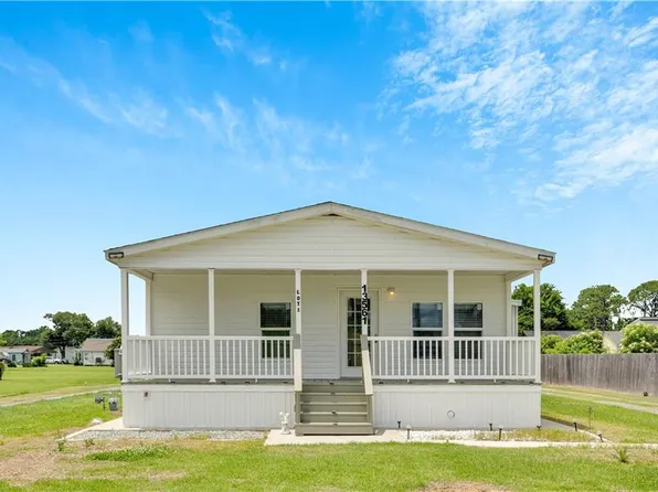 13561 River Rd, Luling, LA 70070