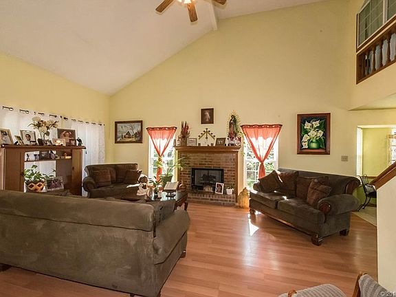 5th image of 18011 E 103rd Pl N