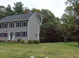 1 Bryant Ln, Tyngsboro, MA 01879