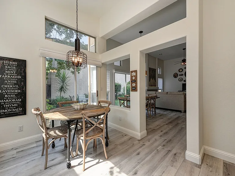 5537 Cabrillo Way — Photo 13
