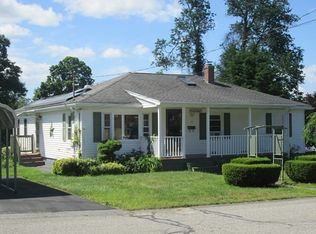 19 Westwood Rd, Webster, MA 01570