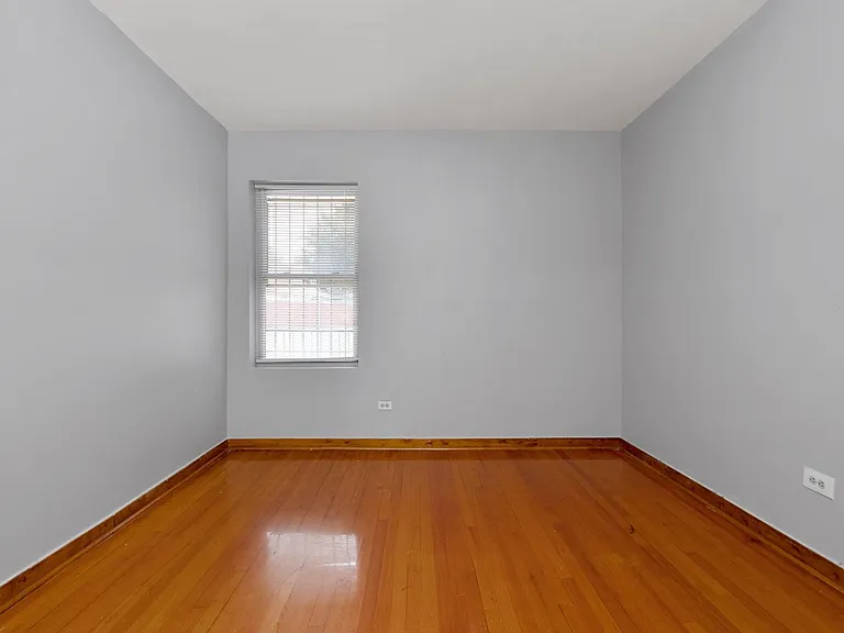 5402-04 S Christiana Ave #3339-45 — Photo 6