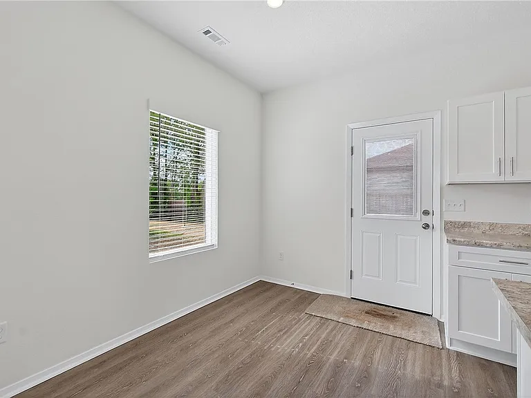 6802 SW Dignity Ave — Photo 38