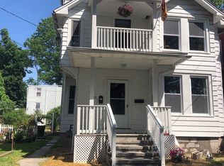 23 Carroll St #1, Poughkeepsie, NY 12601