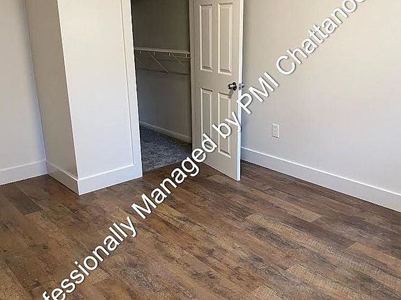 3rd image of 3730 Chula Vista Dr