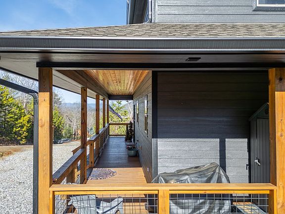 5th image of 455 Point Overlook Trl