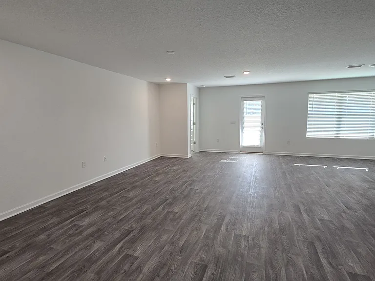 14706 Dalton Cir — Photo 19
