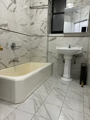 Rented by Luxor Homes & Investment Realty | media 9