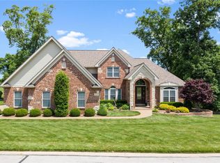 761 Hillenkamp Dr, Weldon Spring, MO 63304