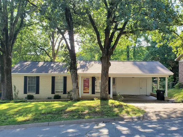 324 Burnside Dr, Little Rock, AR 72205