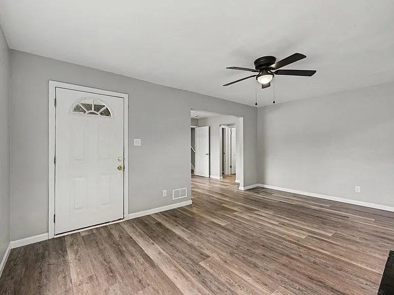 1780 Academy Pl — Photo 5