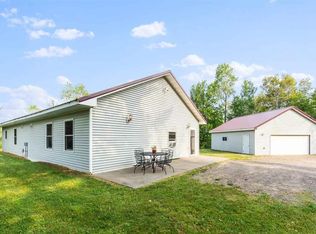 1187 Alcohol Rd, Wrenshall, MN 55797