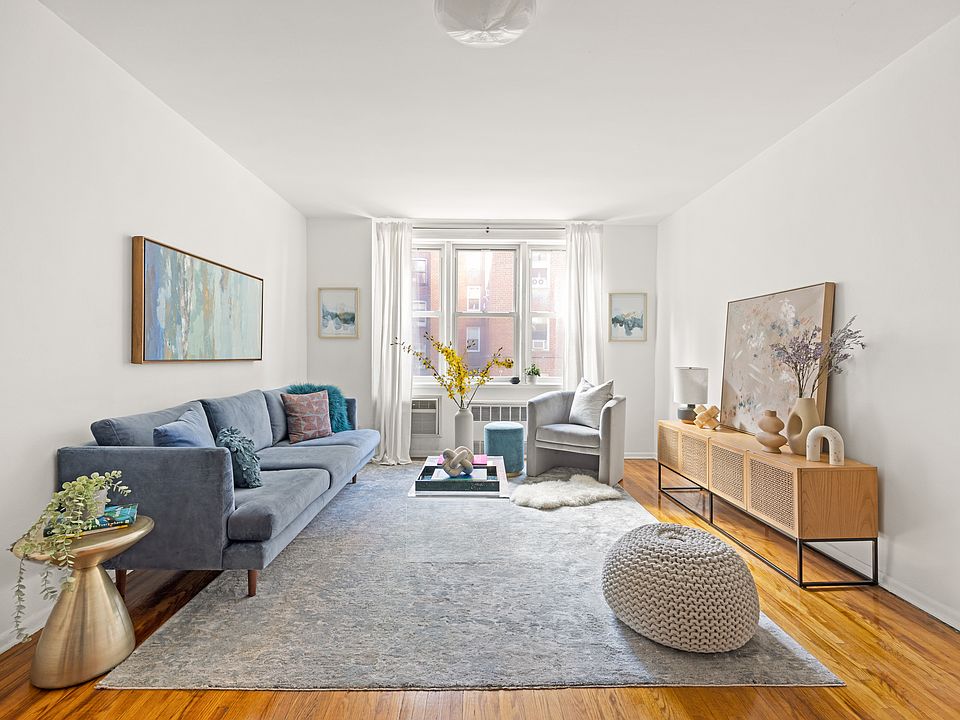 1st image of 400 E 17th St APT 310