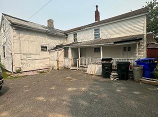 138 Magazine St, Springfield, MA 01109