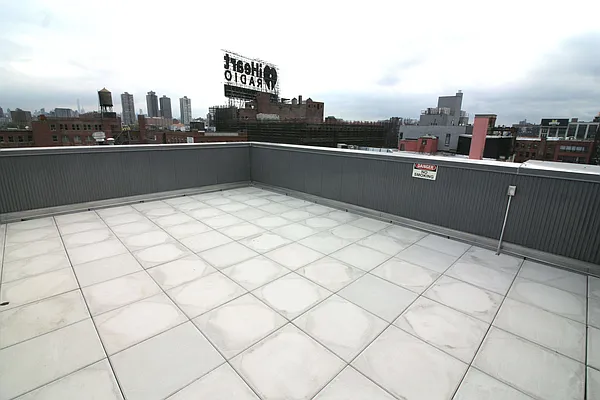 Rented by Bloom Real Estate Group | media 26